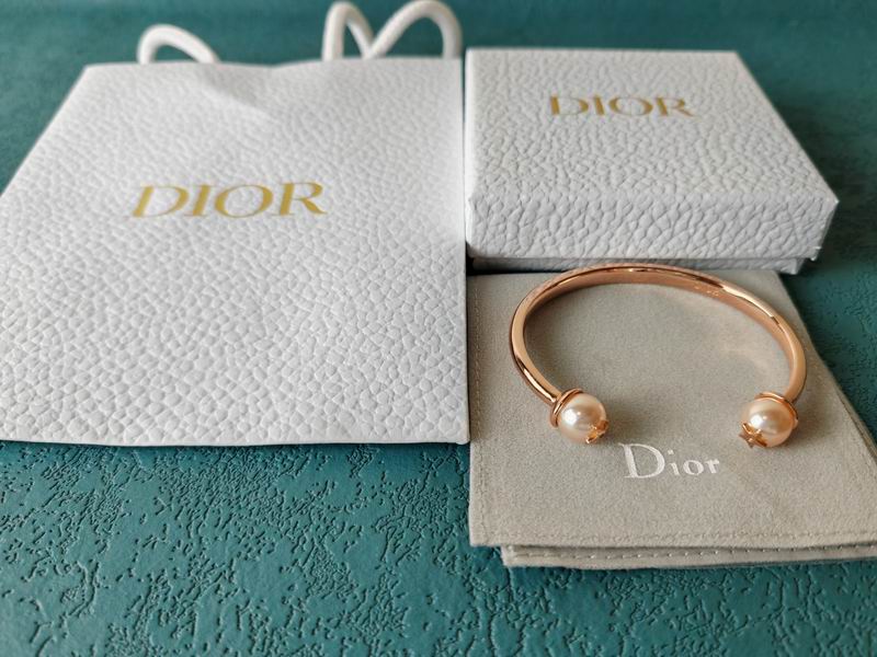 Dior Bracelet 05lyr133